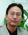 何 旭